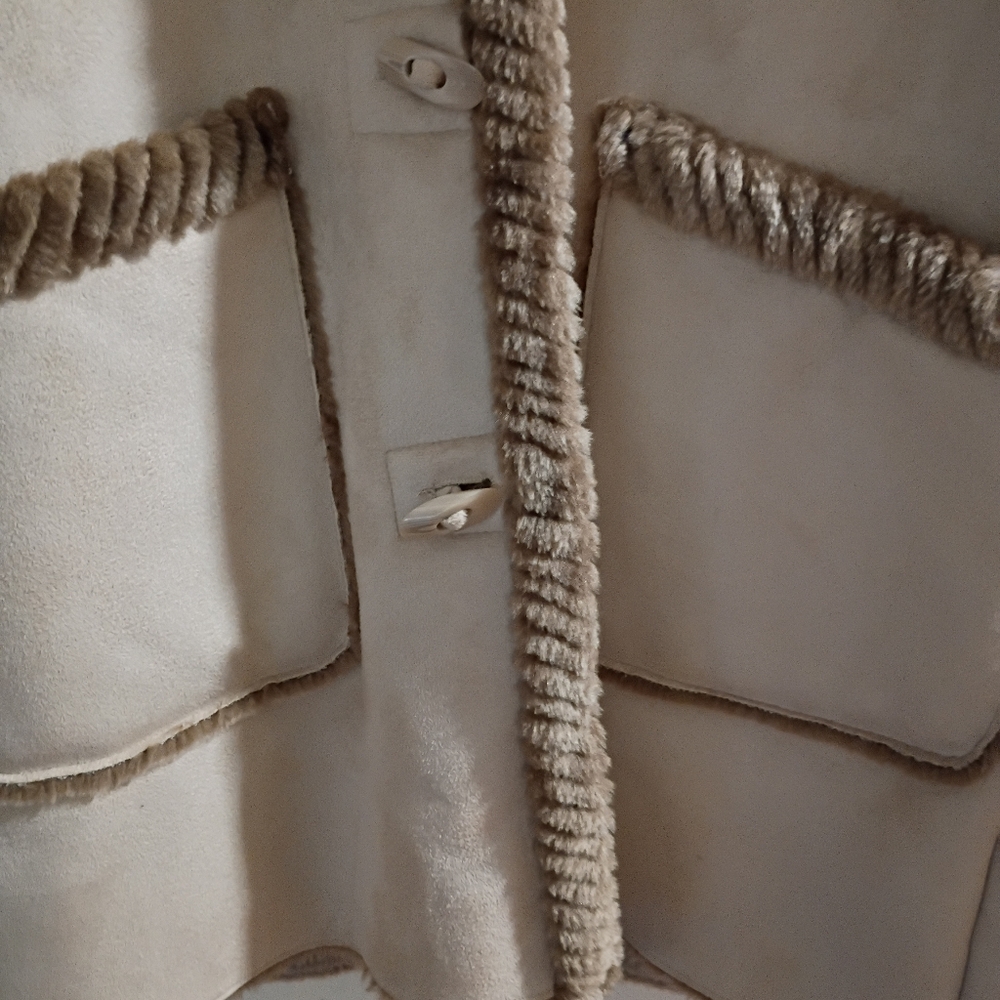 St. John's Bay Cream Teddy Jacket with Hood.Pit To Pit 23". Length 33".NewNo Tag - Picture 6 of 11